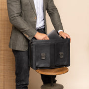 Springfield Full-Grain Leather Briefcase 女士 - Structured Side Profile Showing Gusset Depth &amp; Expansion Capacity