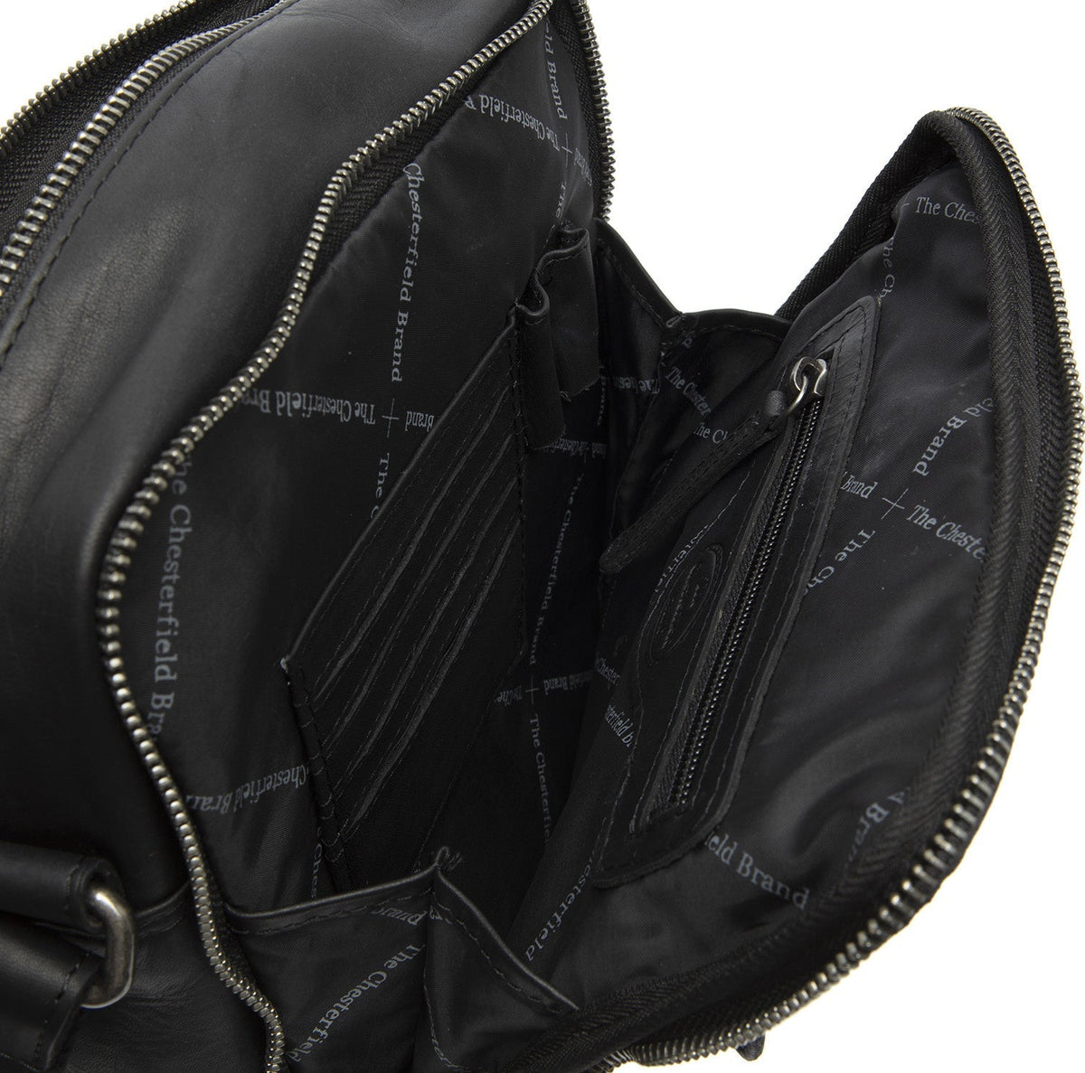 
Classic 100% Full-Grain leather Bag - 展现加固真皮背带与承重走线的背部视角