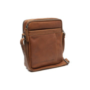 
100% Full-Grain Wax Pull-Up 100% Full-Grain Leather Grain Texture & Handcrafted Patina Detail