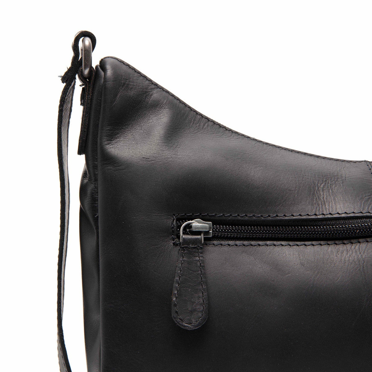
内衬展示 Showing Dedicated Padded Laptop Sleeve & Multi-Compartment Organization
