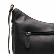 
内衬展示 Showing Dedicated Padded Laptop Sleeve & Multi-Compartment Organization