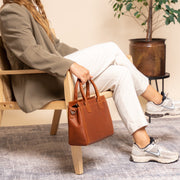 Garda Full-Grain Leather Handbag 女士 – alternate product view 3