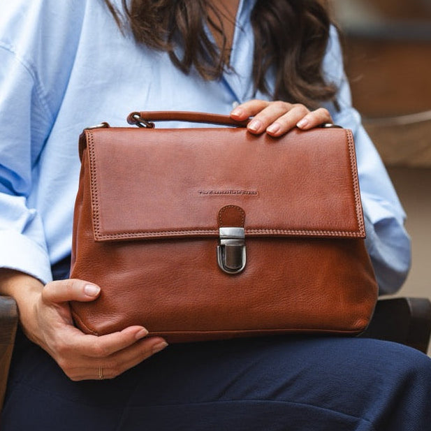 Renata Full-Grain Leather Handbag 女士 – alternate product view 2