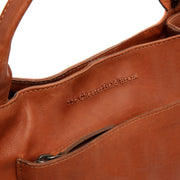 Tenara Full-Grain Leather Handbag 女士 – alternate product view 2
