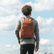 Detroit Full-Grain Leather Laptop Backpack 女士 – alternate product view 3