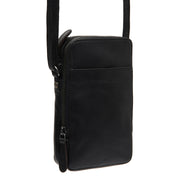 
Alesund 头层牛皮 Phone Bag 经典100%天然头层牛皮 - 正面版型与定制立体剪裁轮廓 | 官方商城选购