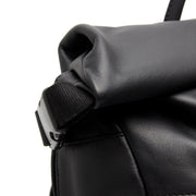 
Mazara 头层牛皮 Roll-top Backpack - 立体侧面展现包身风琴褶与扩容深度