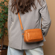 Liora Full-Grain Leather Shoulder Bag 女士 – alternate product view 2