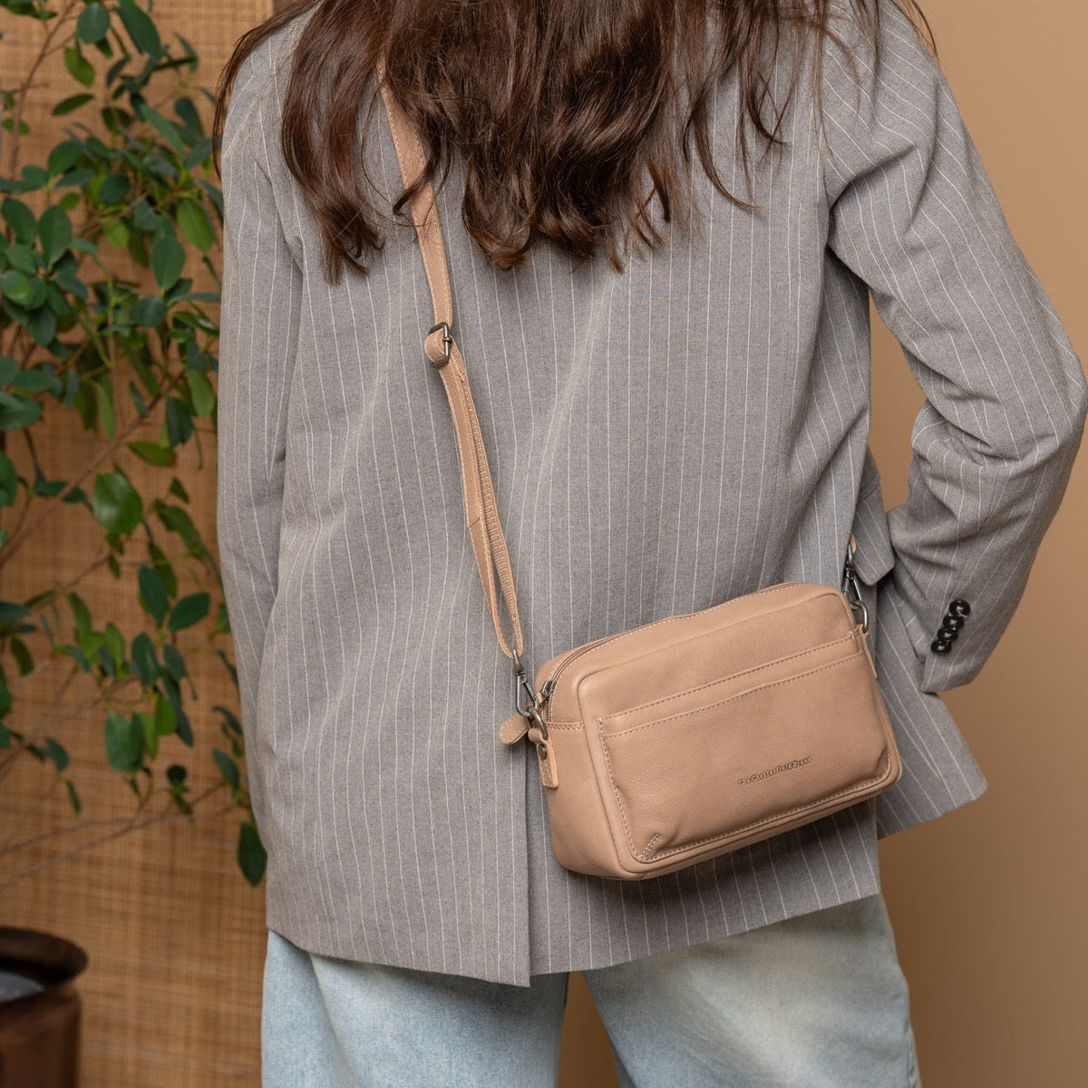 Liora Full-Grain Leather Shoulder Bag 女士 – alternate product view 2