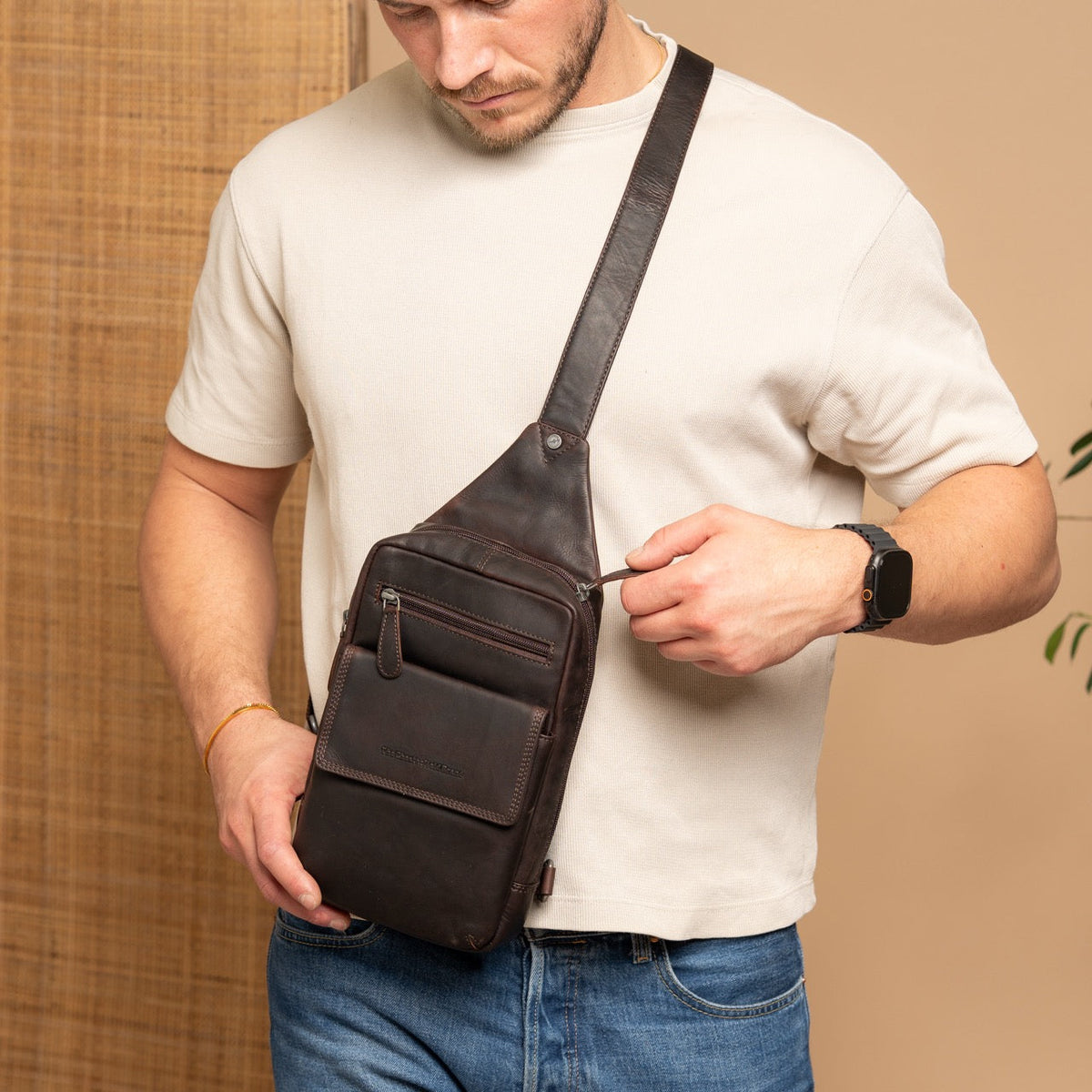 Leather Sling Bag Turelle 女士 – alternate product view 2