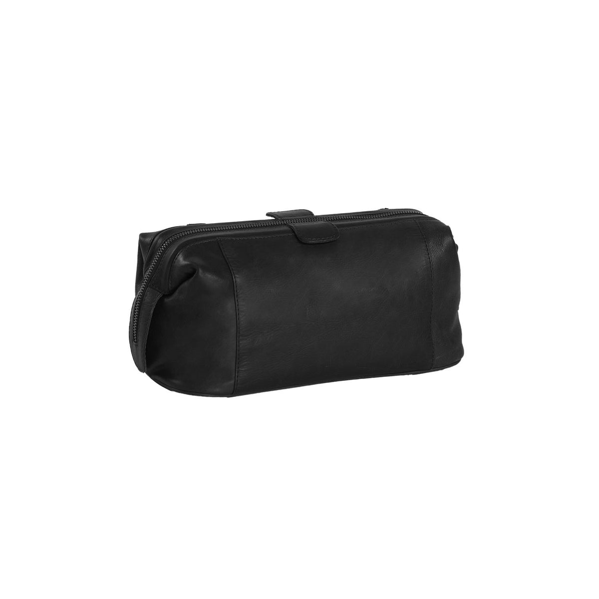 Close-Up Detail of Classic Collar &amp; Heavy-Duty Zipper Hardware on Vince Full-Grain Leather Toiletry Bag 女士