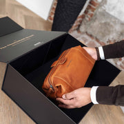 Vince Full-Grain Leather Toiletry Bag 女士 – alternate product view 2