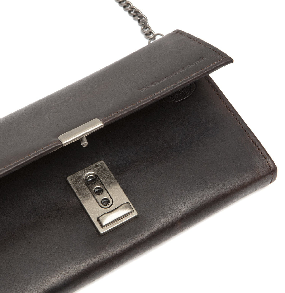 
Solid Antique Brass Hardware & Heavy-Duty Dual Zipper Detail on Bora 头层牛皮 Waiter 头层真皮皮夹钱包