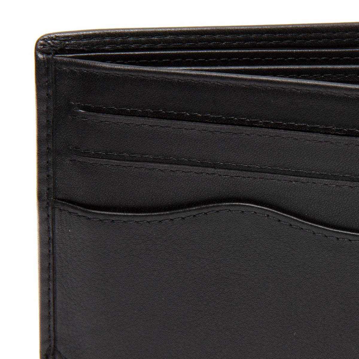 
内衬展示 Showing Dedicated Padded Laptop Sleeve & Multi-Compartment Organization