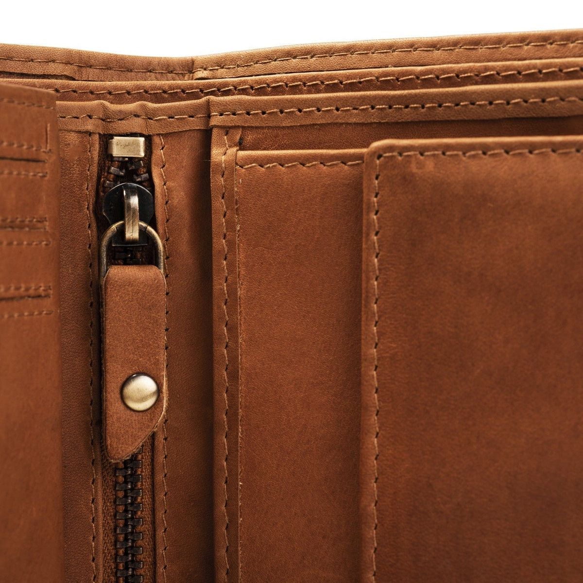 
Cognac Leather Wallet Ruby, detail view 3