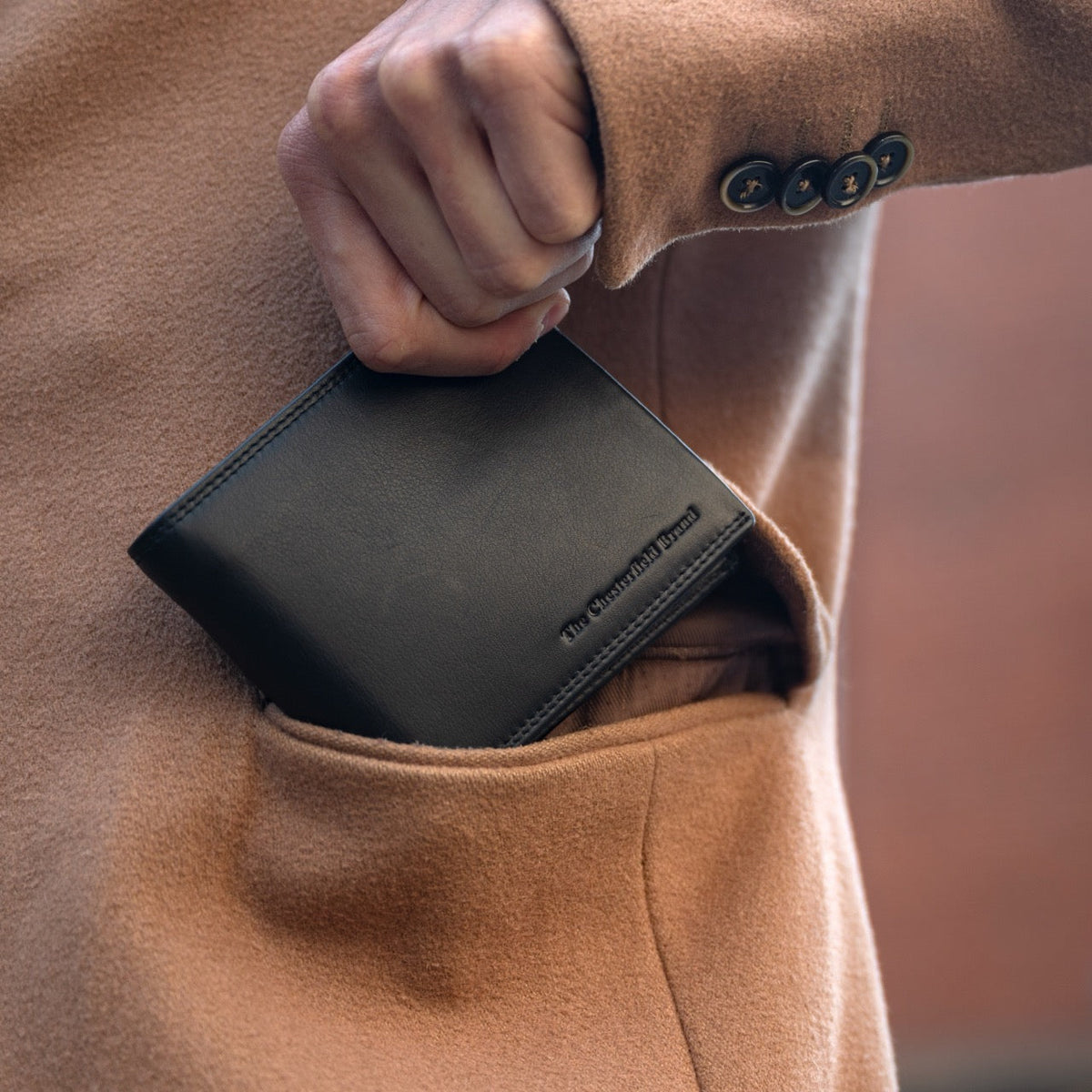 Stephens Full-Grain Leather Wallet 男士 - Structured Side Profile Showing Gusset Depth &amp; Expansion Capacity