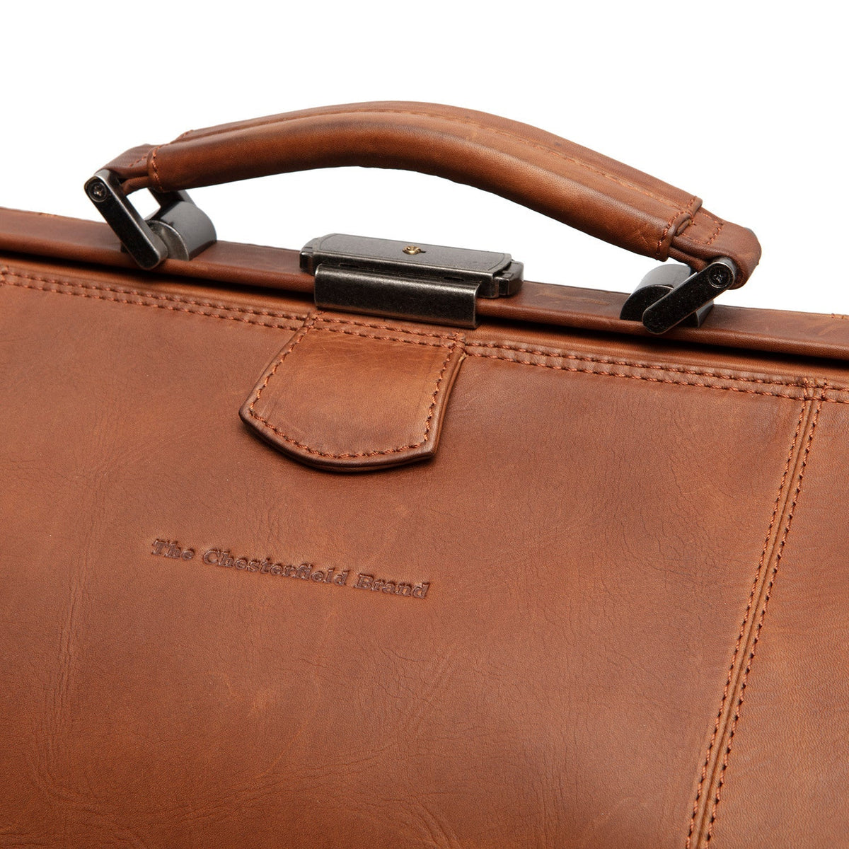 Corfu Full-Grain Leather Weekender Bag 女士 - Structured Side Profile Showing Gusset Depth &amp; Expansion Capacity