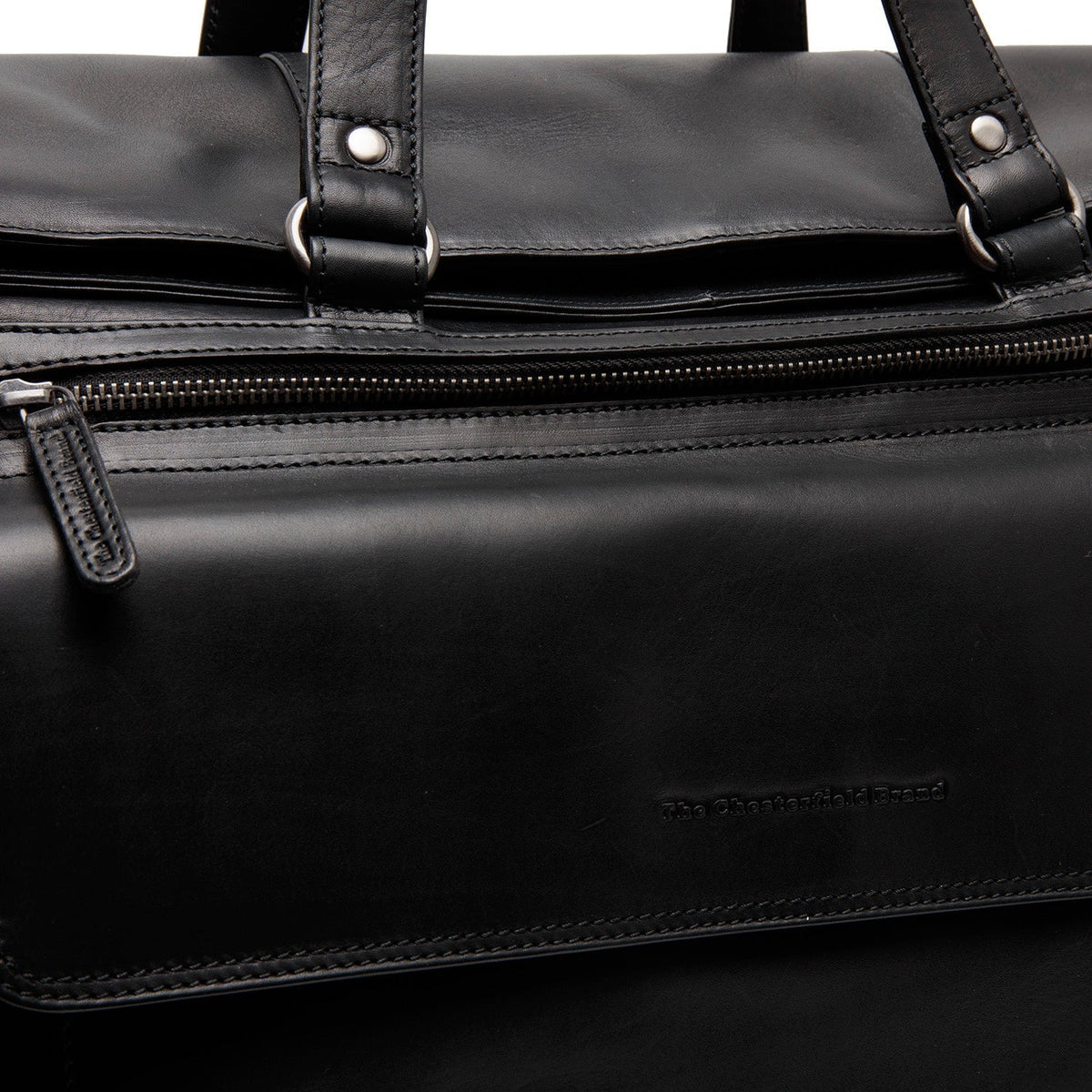 
内衬展示 Showing Dedicated Padded Laptop Sleeve & Multi-Compartment Organization