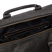Solid Antique Brass Hardware &amp; Heavy-Duty Dual Zipper Detail on Portsmouth 头层牛皮 Weekender Bag