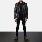 Men's Legacy 黑色 真皮机车夹克 男士 - Lateral Side Profile View Showing Sleeve Cut &amp; Athletic Taper Fit