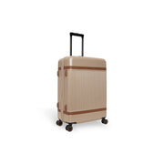 Medium Suitcase Zuna 女士 in Classic 100% Full-Grain Leather - Front Profile View &amp; Tailored Silhouette | Buy Online