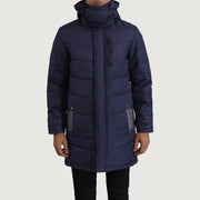 
细节特写 of Classic Collar & Zipper With Snap Button Placket Hardware on Moore 深海蓝 Hooded Parka 男士