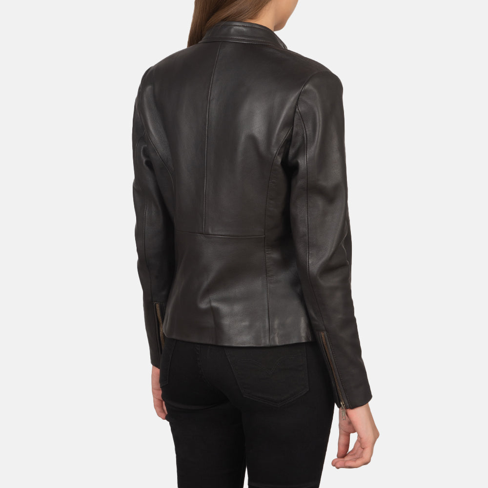 
按扣立领与金属五金细节特写 Rave Brown Leather Biker Jacket