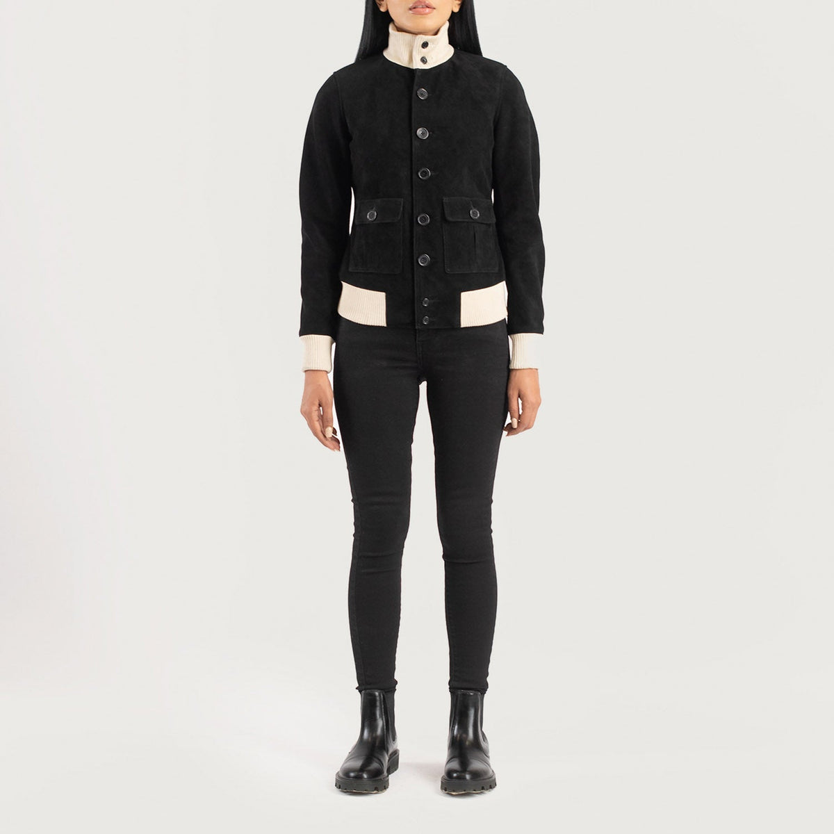 
Sasha A1 Black Suede Bomber Jacket - 展现立体袖型与合身版型的侧身视角