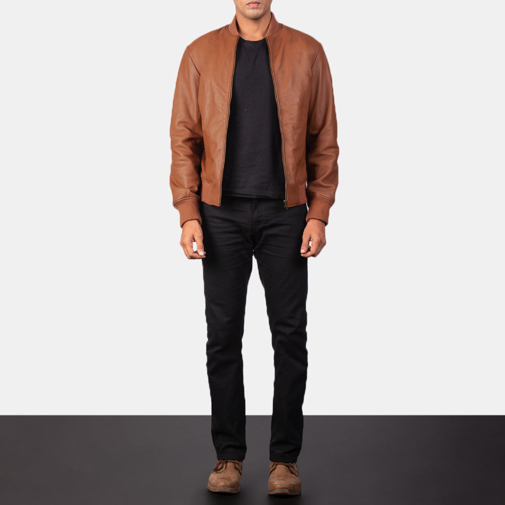 Men's Shane 棕色 真皮飞行员夹克 男士 - Lateral Side Profile View Showing Sleeve Cut &amp; Athletic Taper Fit