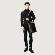 
内衬展示 Showing Dedicated Padded Laptop Sleeve & Multi-Compartment Organization