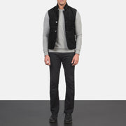 Men's Tony 黑色 Suede Vest 男士 - Lateral Side Profile View Showing Sleeve Cut &amp; Athletic Taper Fit