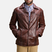 
Brown Sheepskin leather Coat - 展现肩线贴合与利落下摆的背部视角